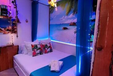Bed and Breakfast Wonder Room Paraiso Magico Habitacion