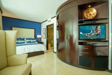Boutique Suites 3 Min Walk To Beach