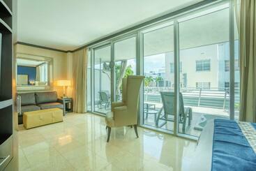 Boutique Suites 3 Min Walk To Beach