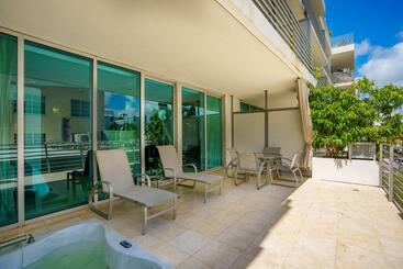 Boutique Suites 3 Min Walk To Beach