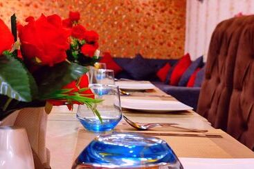 Aradhna Inn By Shrigo Hotels