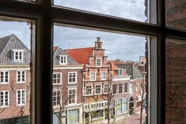 هتل Arsenaal Delft