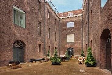 هتل Arsenaal Delft