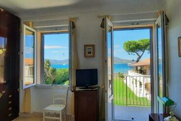هتل Villa Playa Del Sol   B1e1