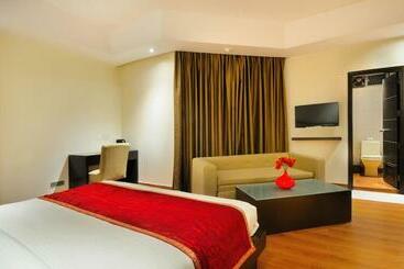ホテル Zenith Mahipalpur   Free Parking