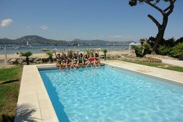 Villa Playa Del Sol  B4