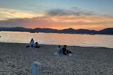 Villa Playa Del Sol  B4