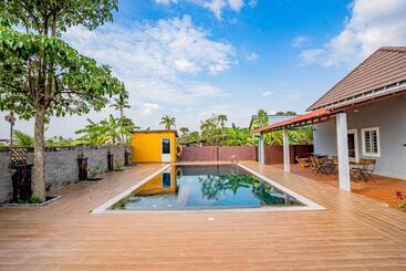 هتل Kampot Sweet Boutique