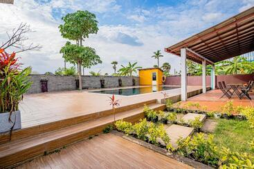 هتل Kampot Sweet Boutique