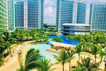 Azure Urban Resort A4 Near Airport Mall With Wavepool