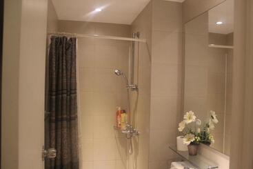 Azure Urban Resort A4 Near Airport Mall With Wavepool