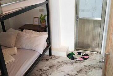 تختخواب و صبحانه Casita Lodge Kubo
