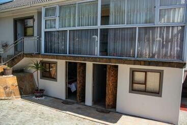 تختخواب و صبحانه Comfort Zone Bnb