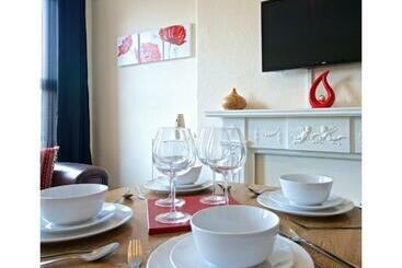 تختخواب و صبحانه Liverpool City Stays  Economy Room  Close To City Centre Aa