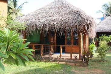 تختخواب و صبحانه Vitamin Sea Beach Cabana