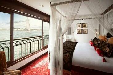 هتل Dahabeya Yakouta Nile Cruise Every Monday From Luxor Aswan For 05 Nights