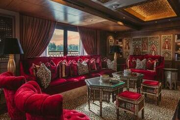 هتل Dahabeya Yakouta Nile Cruise Every Monday From Luxor  Aswan For 05 Nights