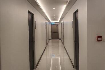 T Nee Hotel@udon