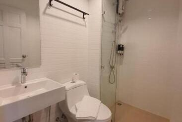 T Nee Hotel@udon