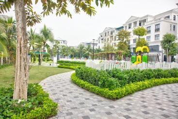 The Flamboyant #staywork Vinhomes Marina