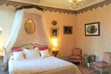 Bed and Breakfast Château De La Vernède, La Grande Vernède