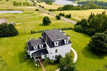 تختخواب و صبحانه The New Glasgow Inn