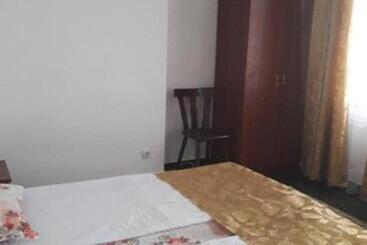 پانسیون Guest House Neli