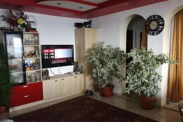 پانسیون Guest House Neli