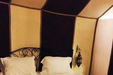 پانسیون Sahara Lodg Camp