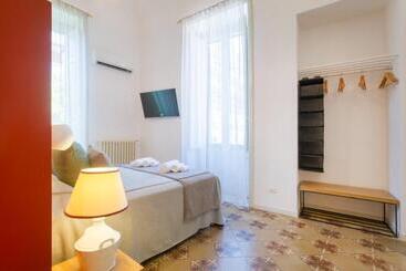 تختخواب و صبحانه Reluxe Private Wellness