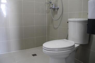 هتل Cubao Manhattanheights Unit 23d Tower C, 1 Br