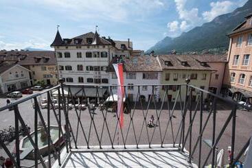 هتل Gasthof Mondschein