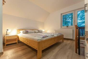 پانسیون Apartment Ticar