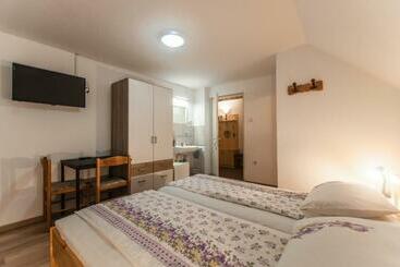پانسیون Apartment Ticar