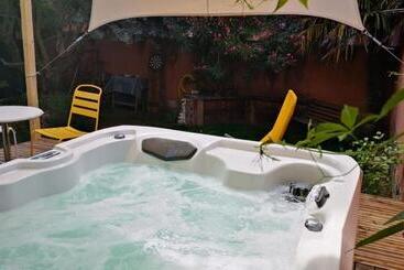 پانسیون Chambre Condamine Spa