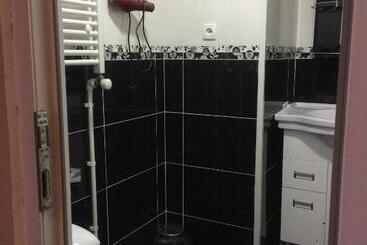 پانسیون Guest House Loza