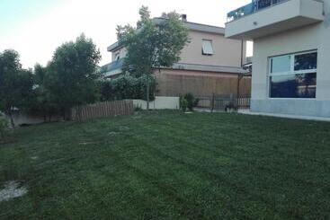 تختخواب و صبحانه Affittacamere Villa Zelinda