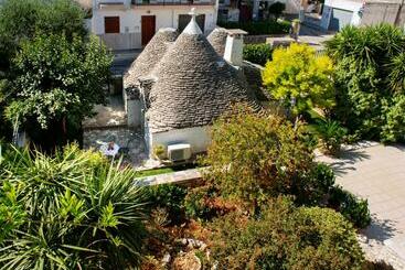 تختخواب و صبحانه Trullo Giardino Fiorito