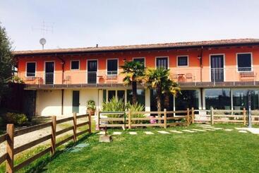 هتل Agriturismo Al Dugale