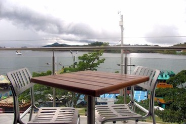 هتل Portobelo Guatape