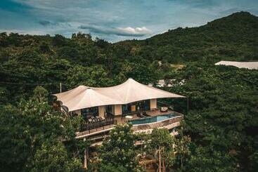 هتل Te Mata Glamping