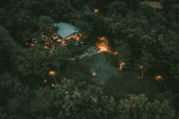 هتل Te Mata Glamping