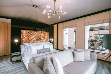 هتل Te Mata Glamping