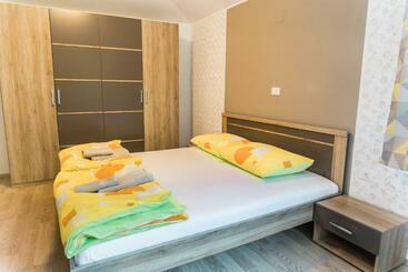 پانسیون Guest House Rosi