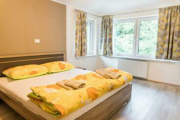 پانسیون Guest House Rosi
