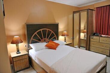 هاستل Culture Crossroads Inn