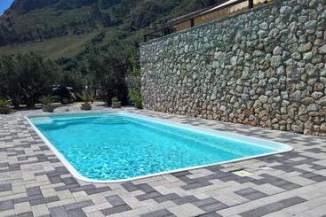 تختخواب و صبحانه Estuario Rooms