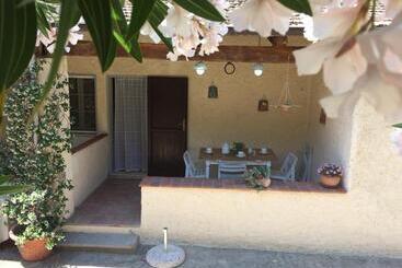 هتل Agriturismo Le Catre