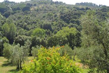هتل Agriturismo Le Catre