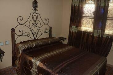 هتل Casa Cherif
